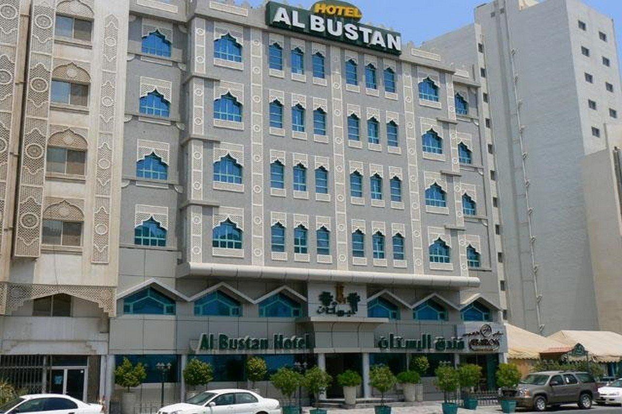 Al Bustan Hotel Doha Exteriör bild