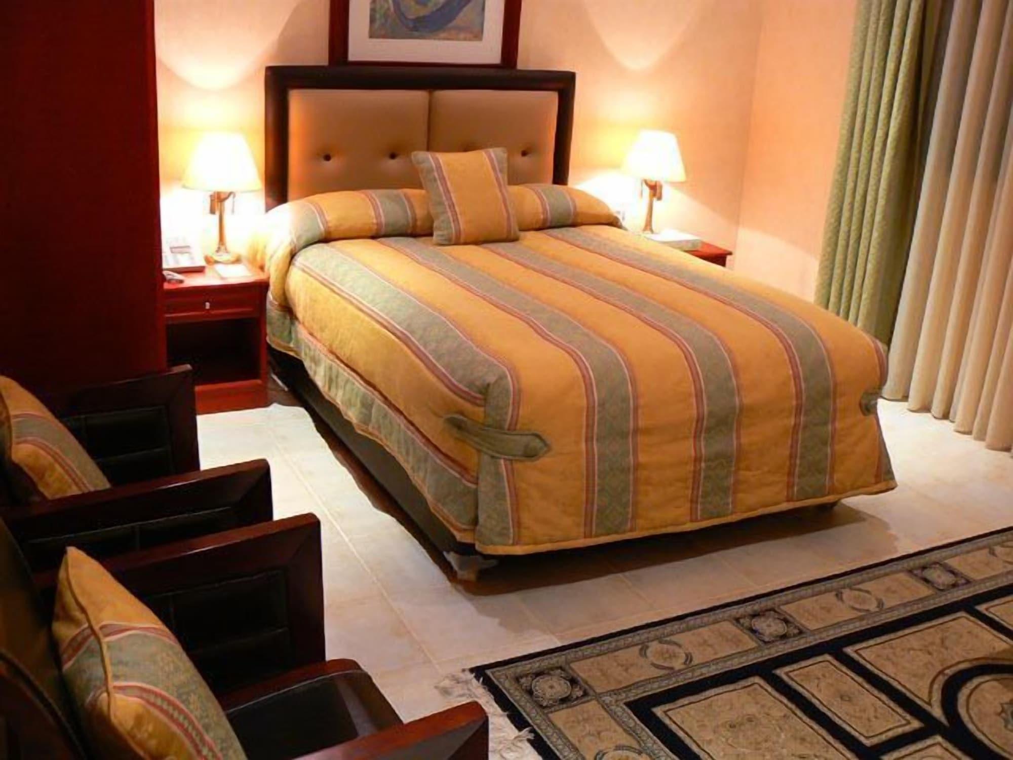 Al Bustan Hotel Doha Exteriör bild